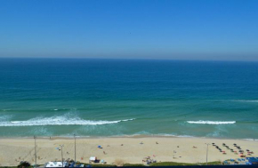 Apto frente mar 2 suítes